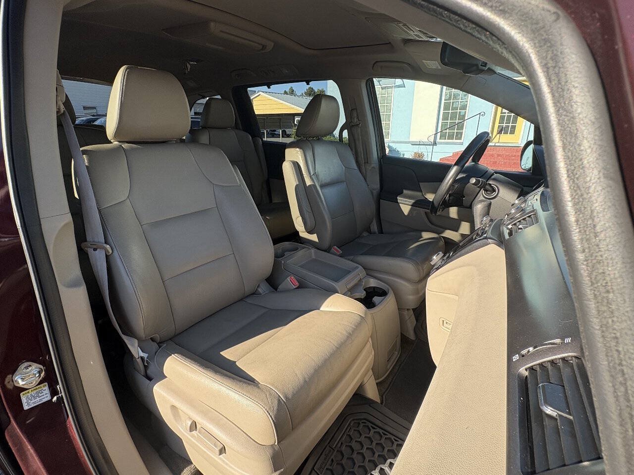 Used 2015 Honda Odyssey Touring image 22