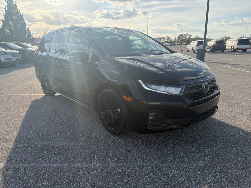 Used 2025 Honda Odyssey Sport-L image 3