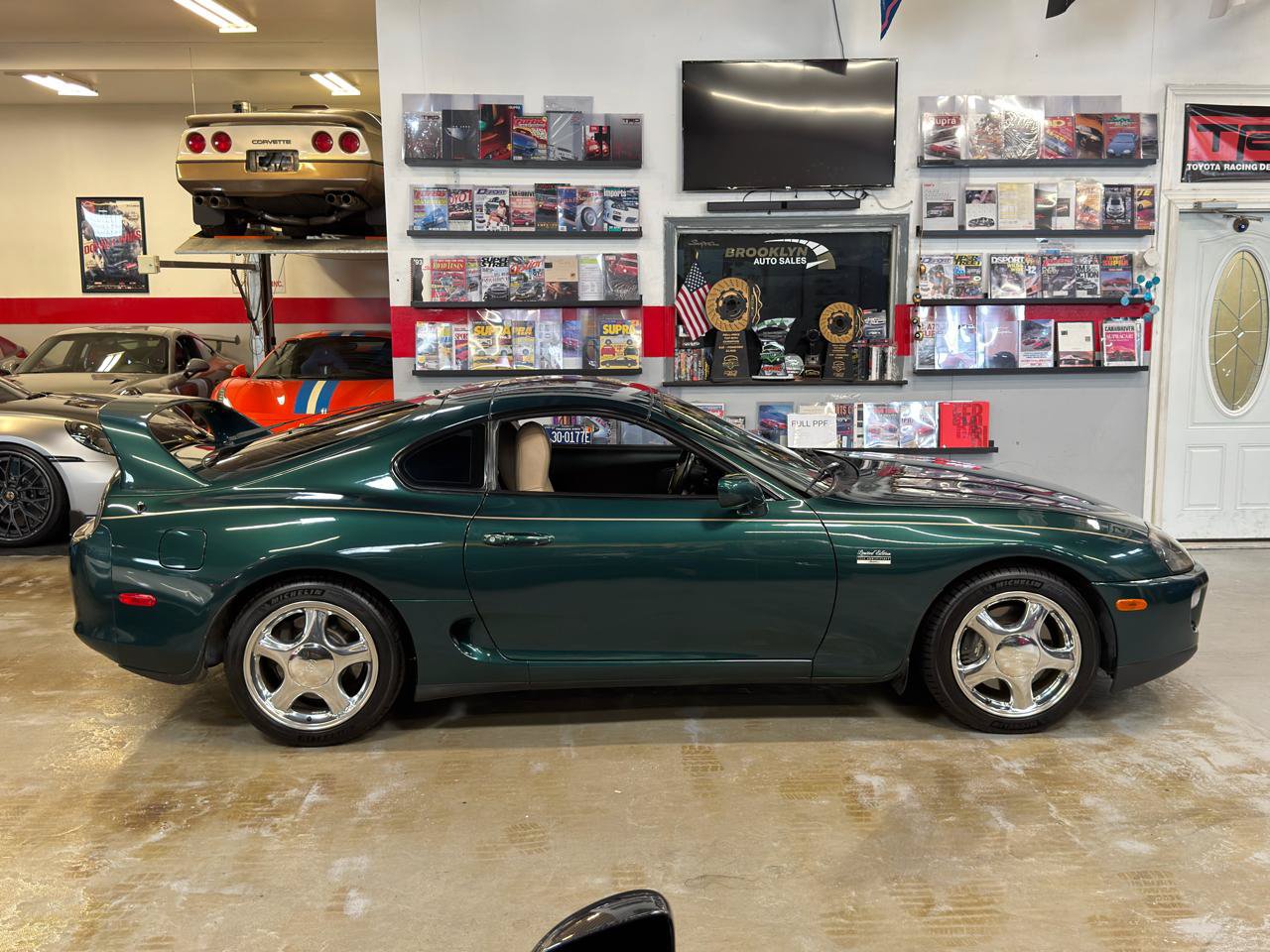 Used 1997 Toyota Supra Turbo RWD image 5