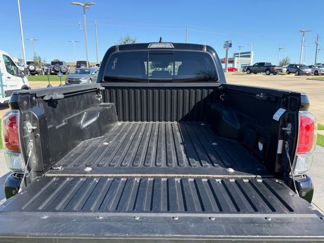 Used 2022 Toyota Tacoma TRD Off-Road w/ Technology Package image 7