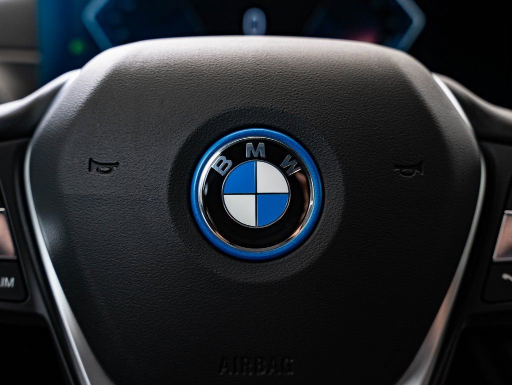Used 2023 BMW i4 eDrive40 w/ Premium Package RWD image 30
