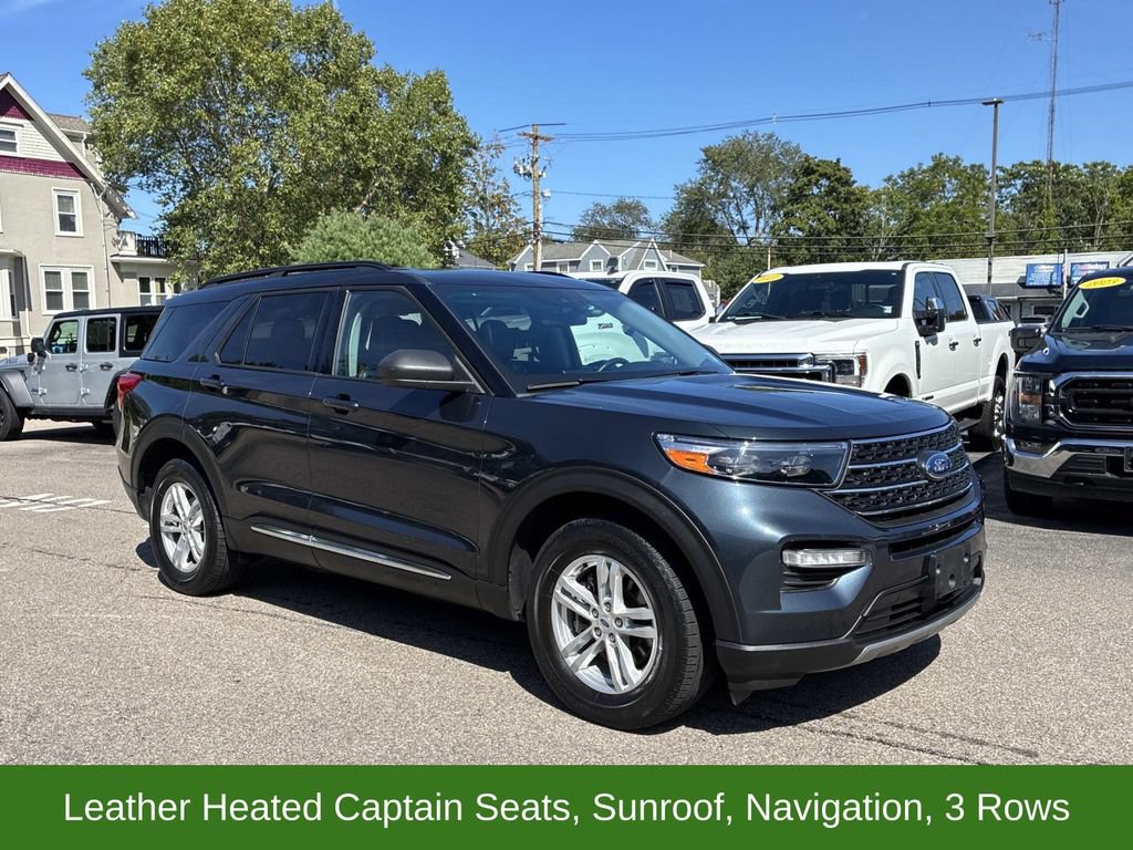 Used 2023 Ford Explorer XLT w/ Equipment Group 202A AWD/4WD image 3