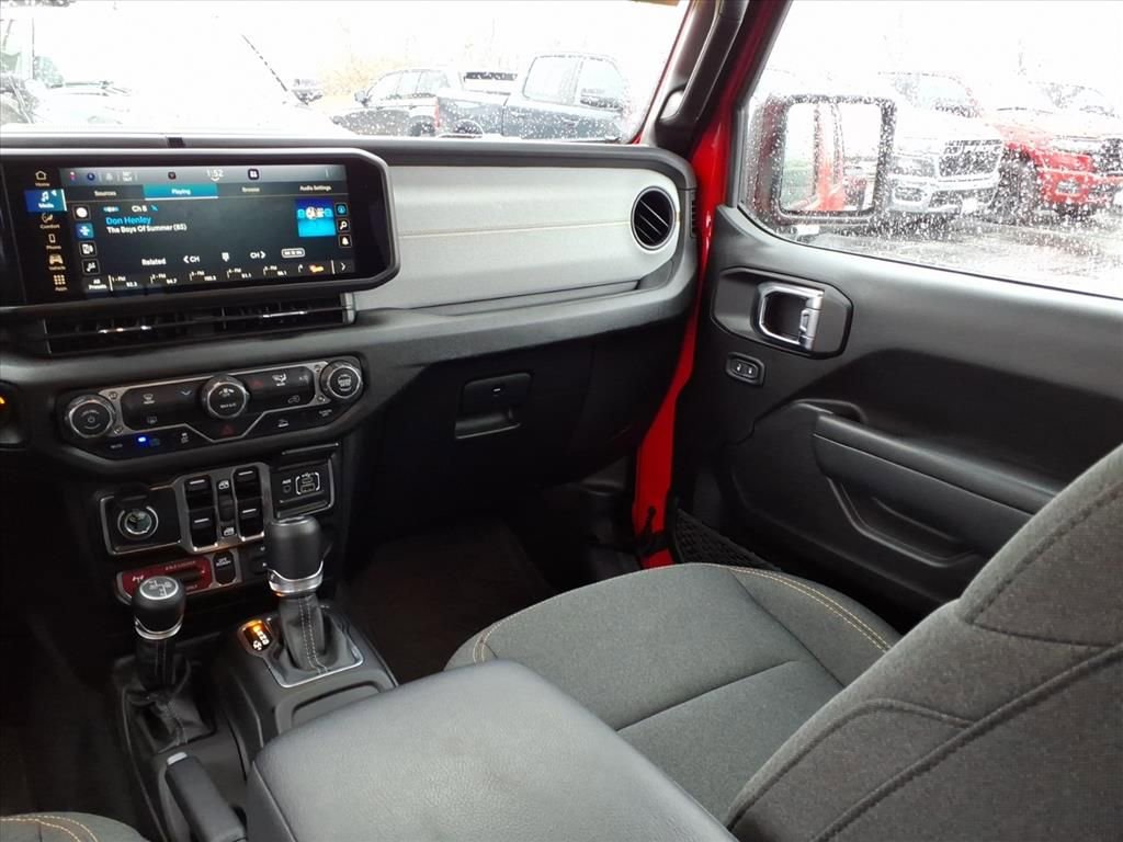 Certified 2025 Jeep Wrangler Unlimited Sport S 4xe AWD/4WD image 13