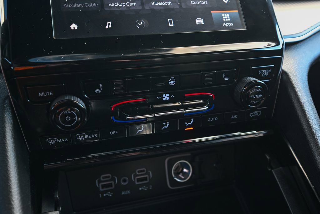 Used 2023 Jeep Grand Cherokee L Laredo image 39