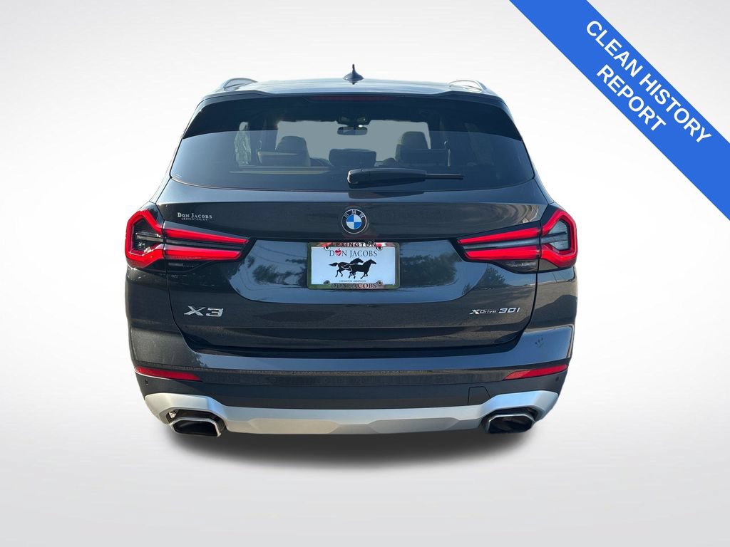 Used 2022 BMW X3 xDrive30i w/ Premium Package 2 (ZPA) AWD/4WD image 4