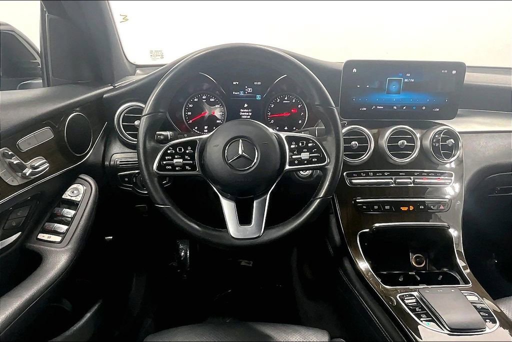 Used 2021 Mercedes-Benz GLC 300 image 5