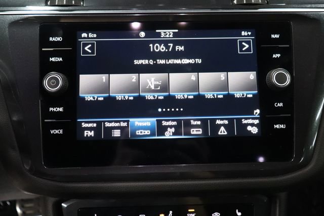 Used 2022 Volkswagen Tiguan SEL R-Line AWD/4WD image 28