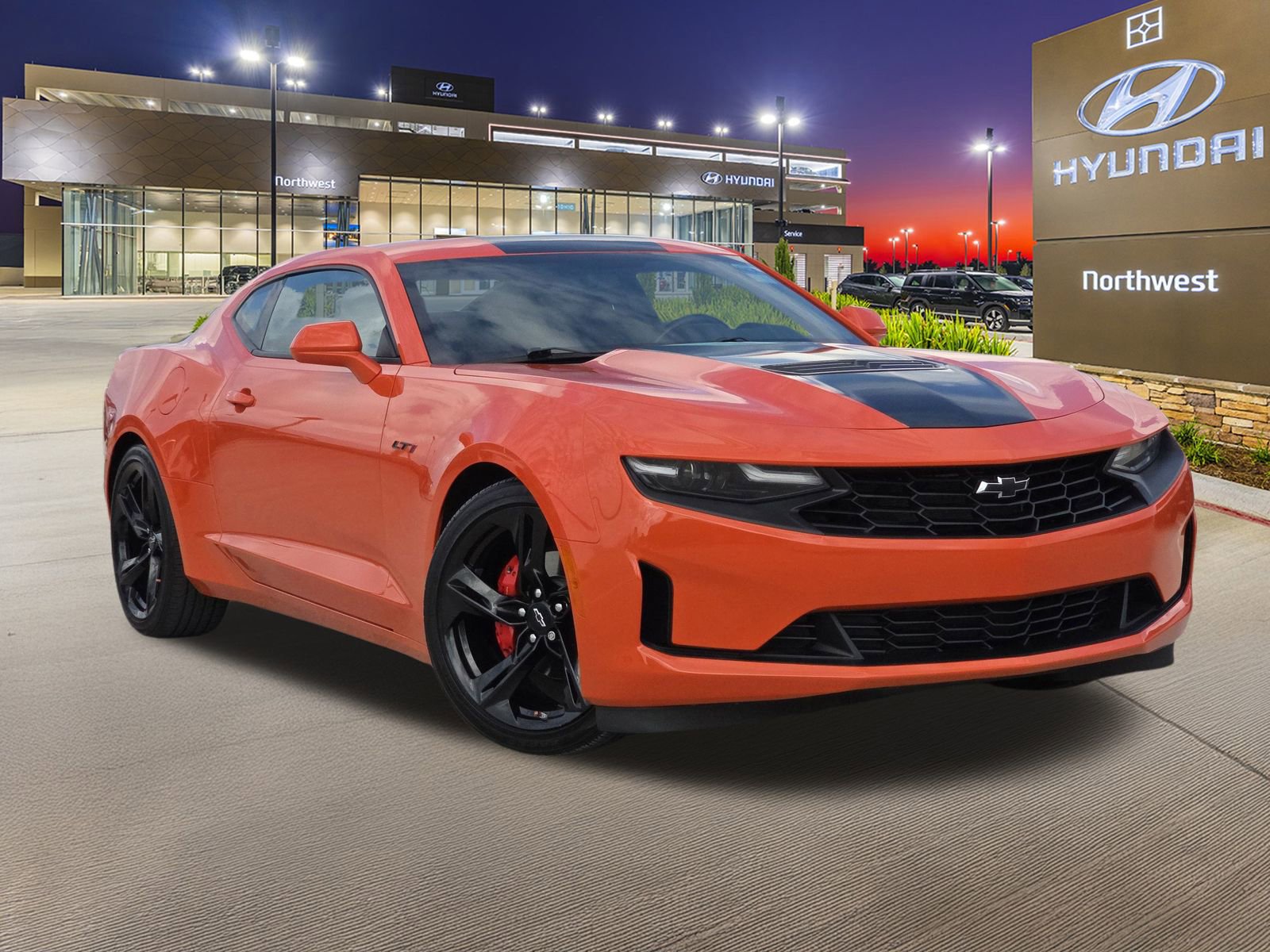 Used 2020 Chevrolet Camaro LT w/ Technology Package image 3