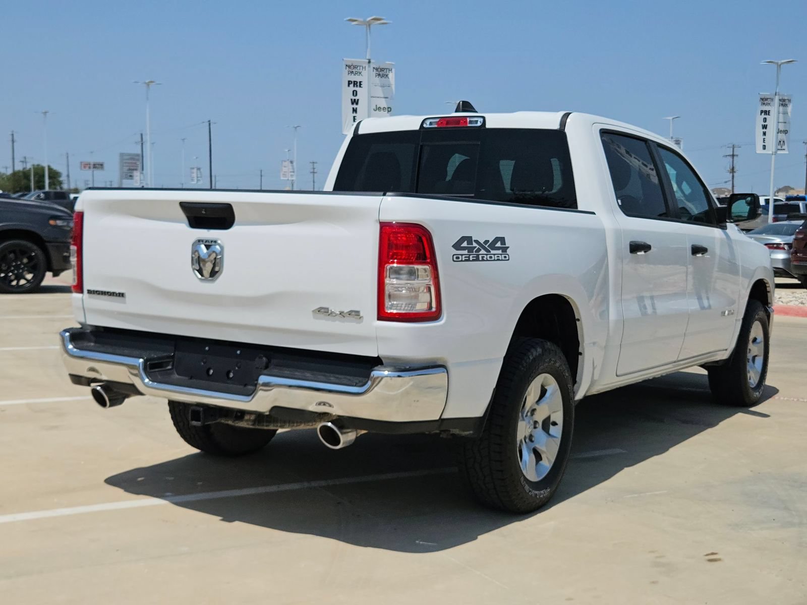 Used 2023 RAM 1500 Big Horn AWD/4WD image 3