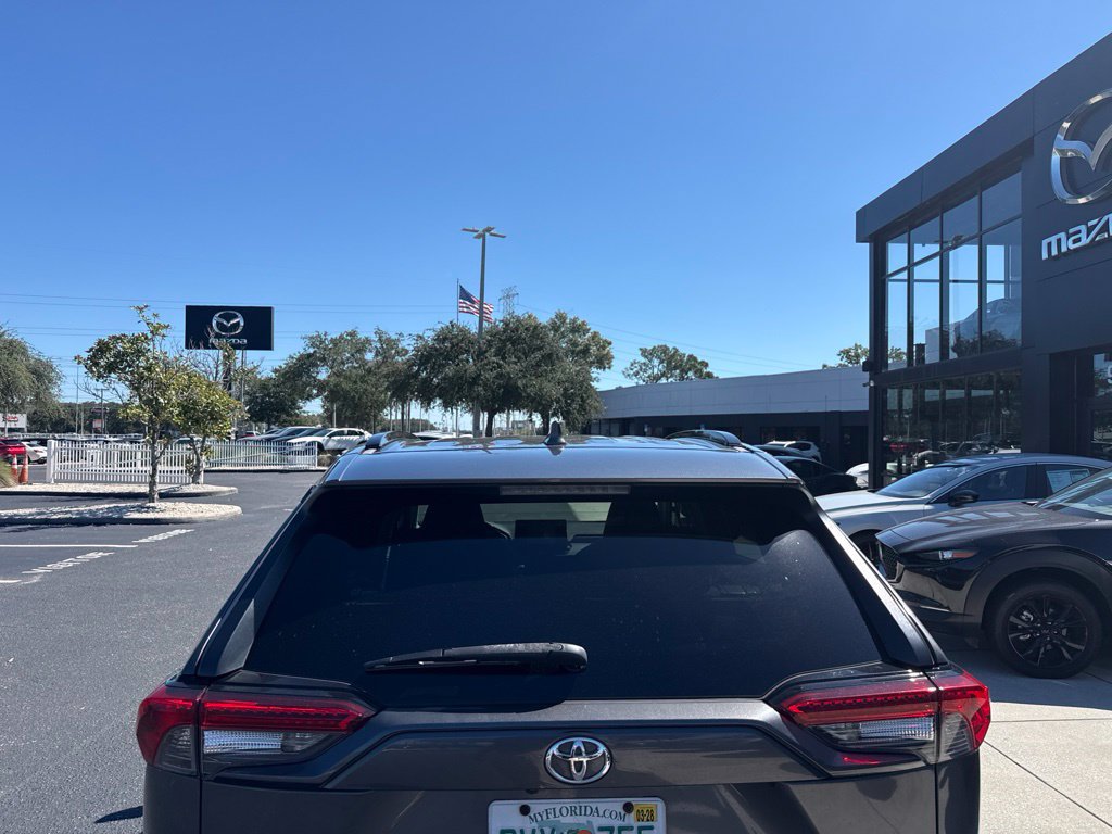 Used 2020 Toyota RAV4 LE w/ All Weather Liner Package AWD/4WD image 6