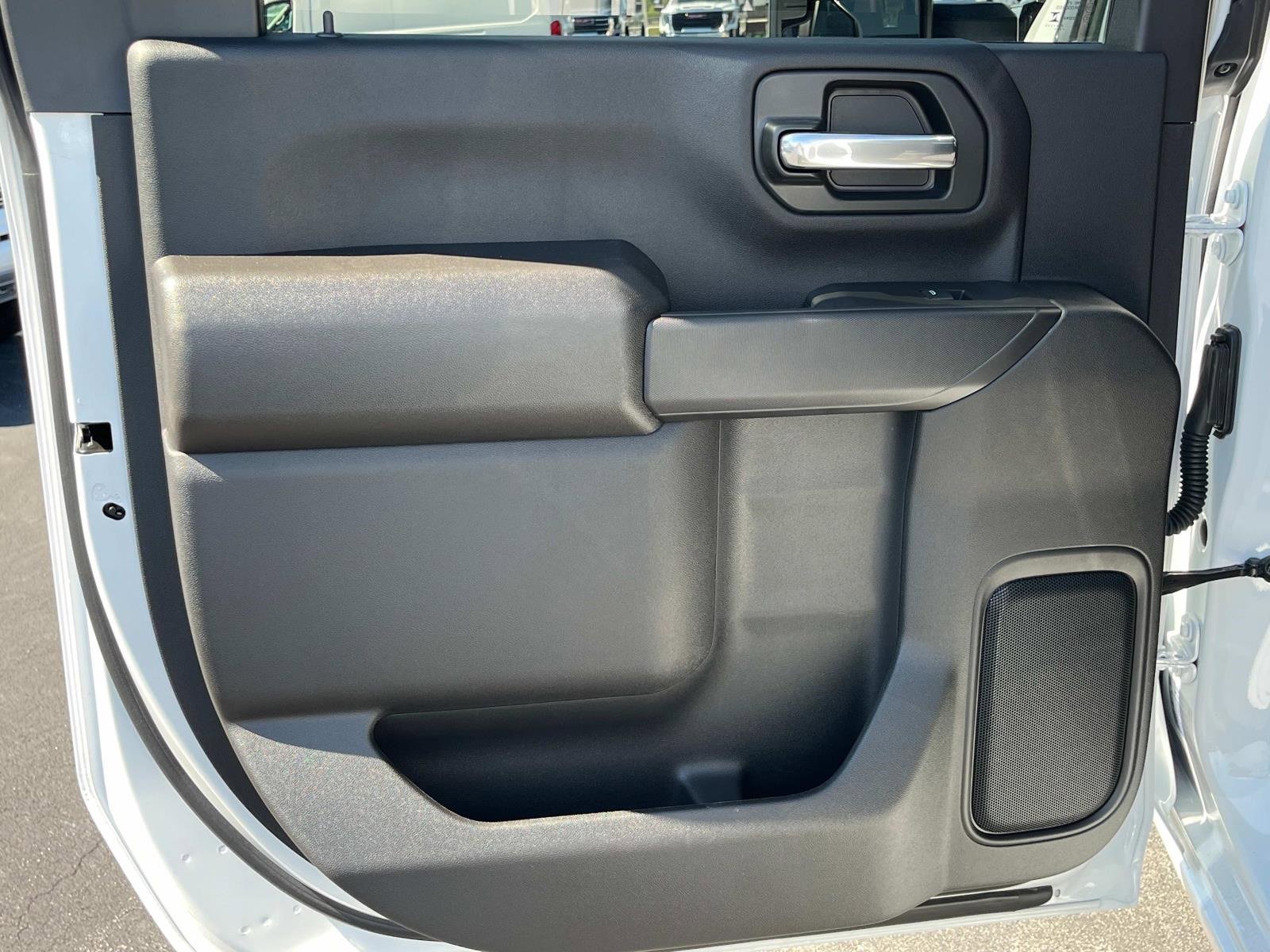 New 2026 GMC Sierra 3500 Pro w/ Convenience Package image 18