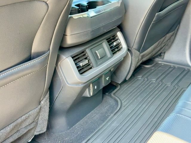 Used 2023 Ford F150 Lariat w/ Trailer Tow Package AWD/4WD image 12