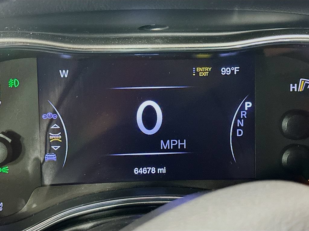 Certified 2019 Jeep Grand Cherokee Overland AWD/4WD image 17