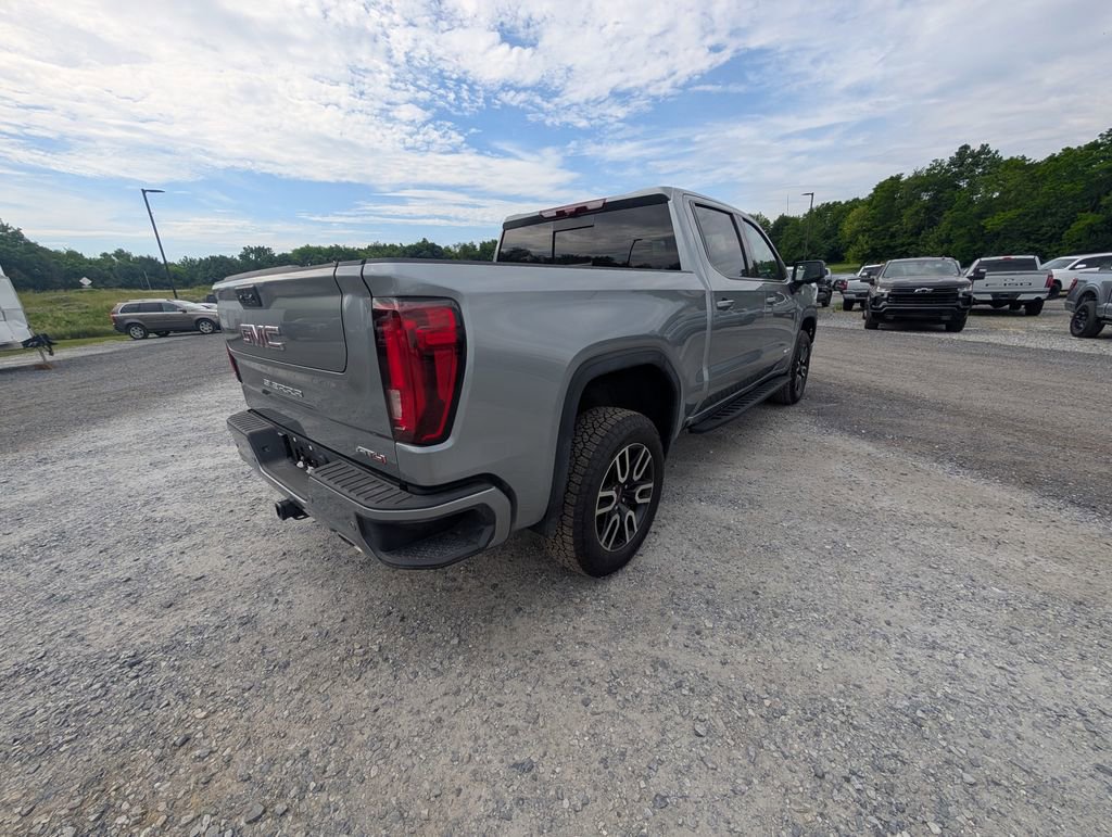 Used 2025 GMC Sierra 1500 AT4 w/ Technology Package AWD/4WD image 15