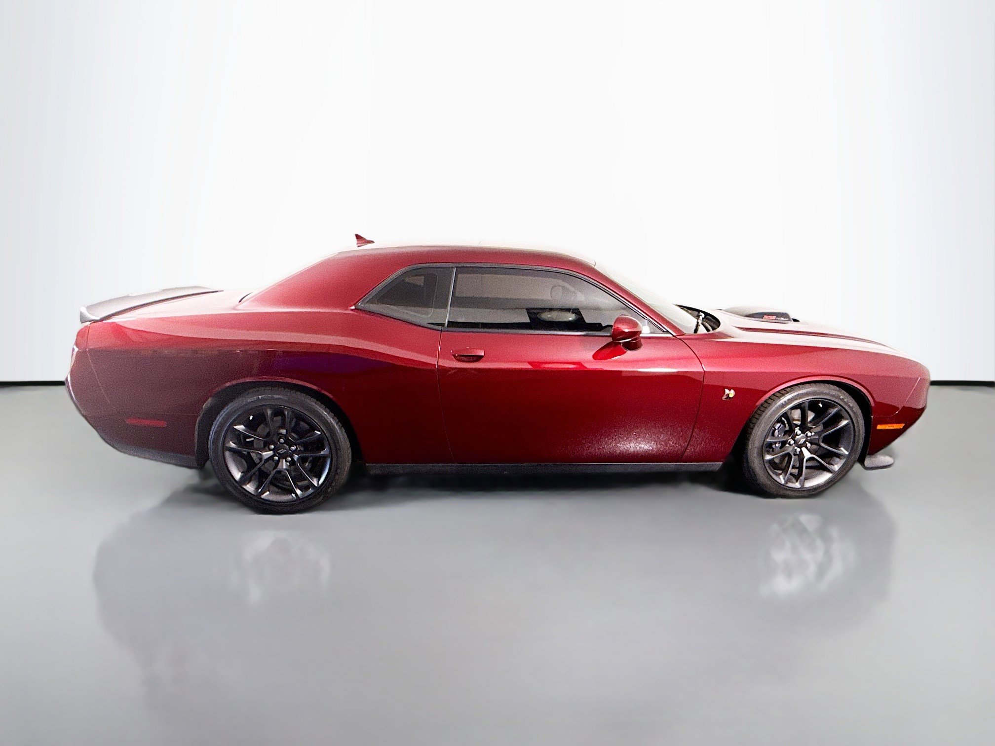 Used 2021 Dodge Challenger R/T Scat Pack w/ Shaker Package image 11
