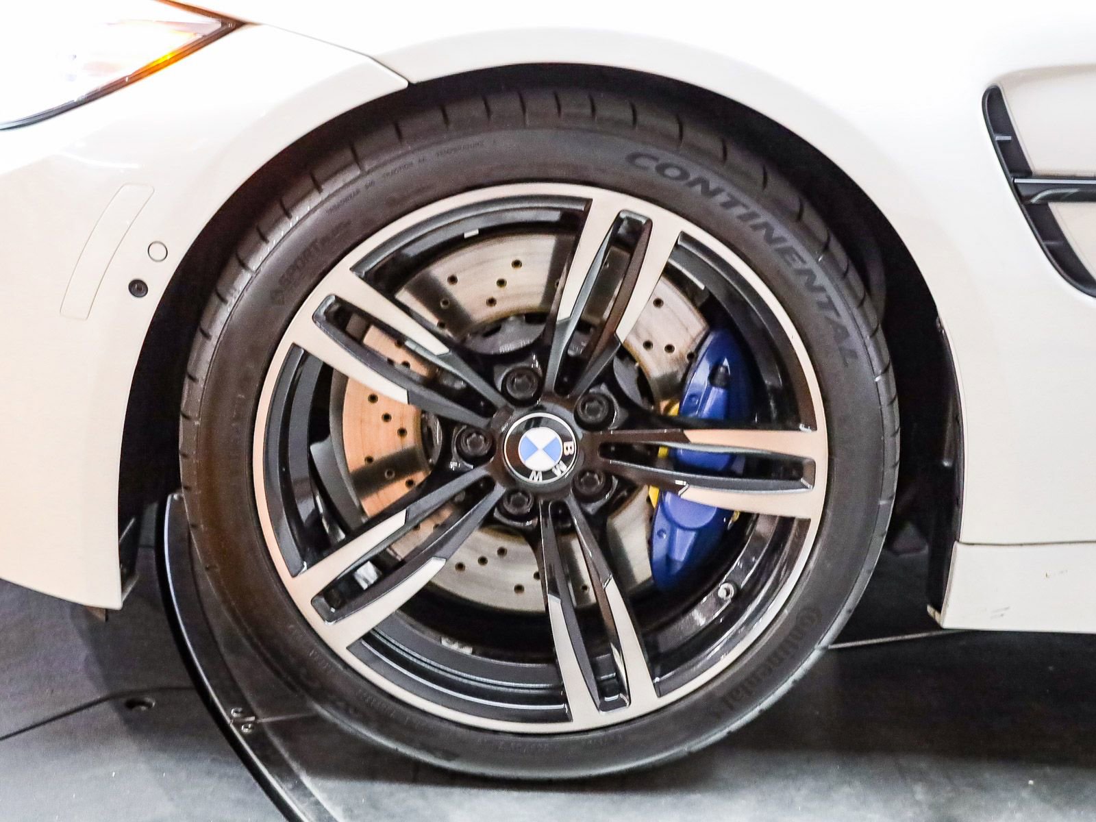 Used 2015 BMW M3 RWD image 7