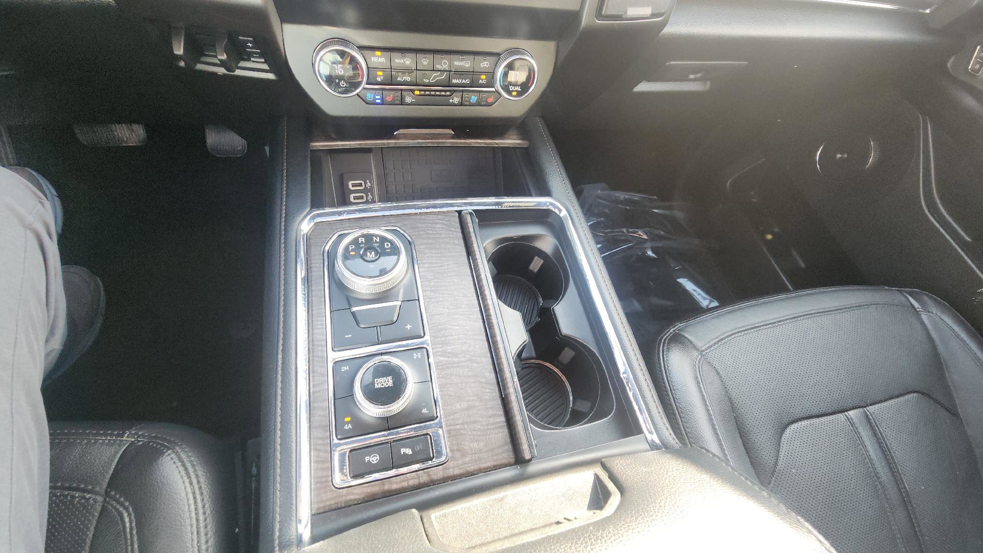 Used 2019 Ford Expedition Max Limited w/ Special Edition Package image 16