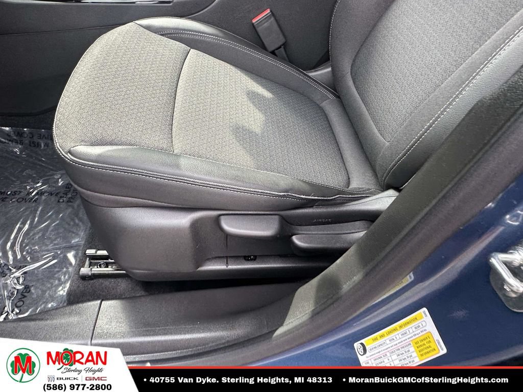 Certified 2024 Buick Encore GX Preferred AWD/4WD image 18