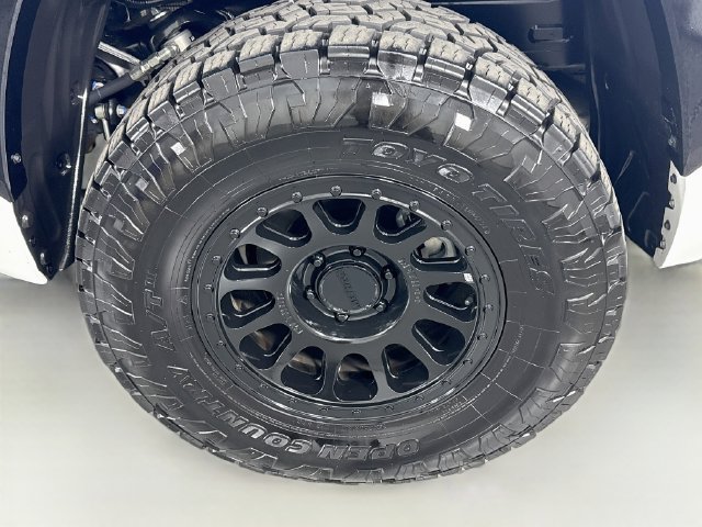 New 2026 Toyota Tundra Platinum w/ Tow Tech Package AWD/4WD image 31