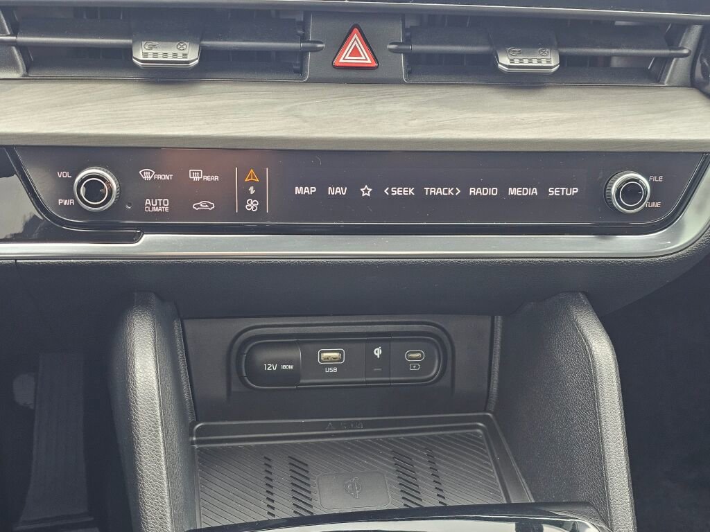Certified 2023 Kia Sportage X-Line w/ X-Line Premium Package AWD/4WD image 17