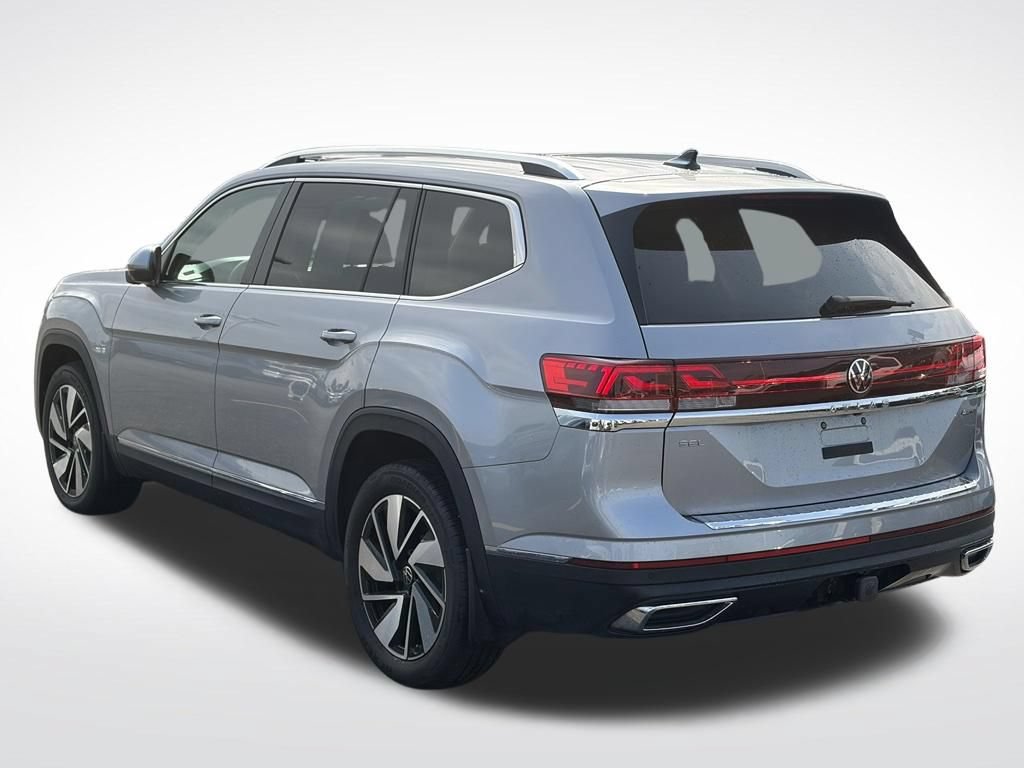 Used 2024 Volkswagen Atlas SEL AWD/4WD image 6