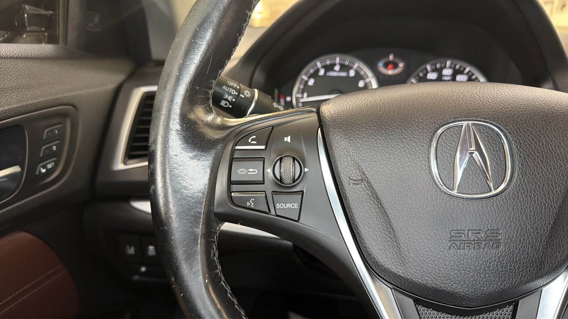 Used 2017 Acura TLX V6 SH-AWD w/ Technology Pkg image 27