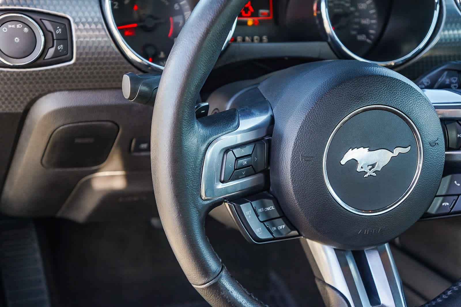 Used 2015 Ford Mustang EcoBoost w/ Ecoboost Performance Package image 17