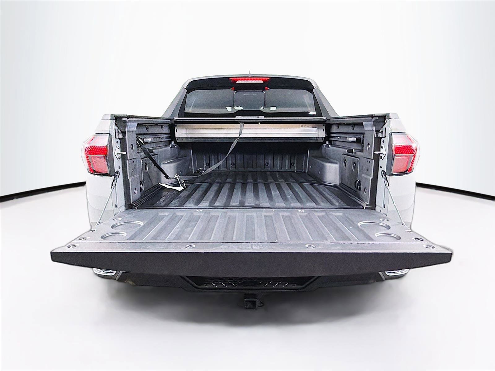 Used 2024 Hyundai Santa Cruz Night AWD/4WD image 25