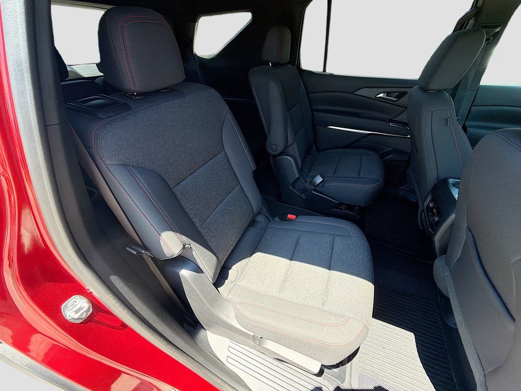 Used 2024 Chevrolet Traverse Z71 w/ LPO, Floor Liner Package AWD/4WD image 31