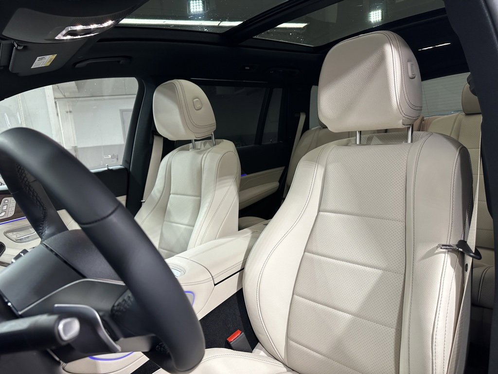 New 2026 Mercedes-Benz GLS 450 4MATIC image 16