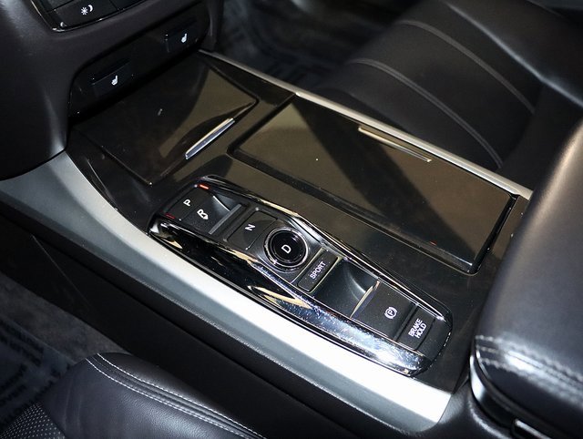 Certified 2018 Acura RLX w/ Technology Package image 20