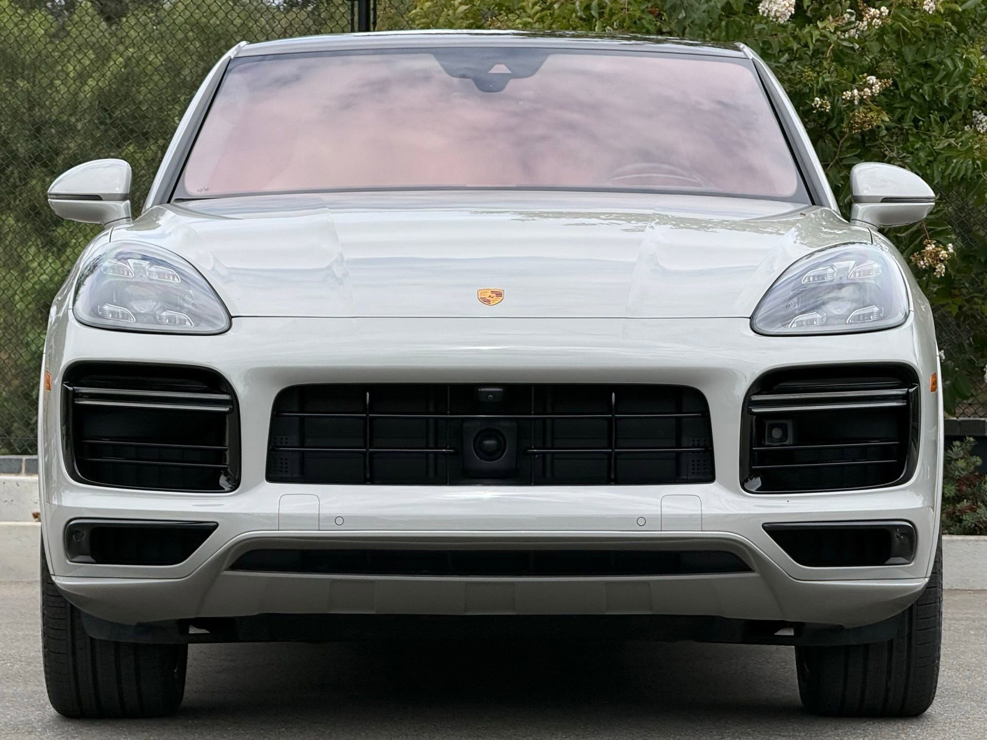 Certified 2022 Porsche Cayenne Turbo S AWD/4WD image 10