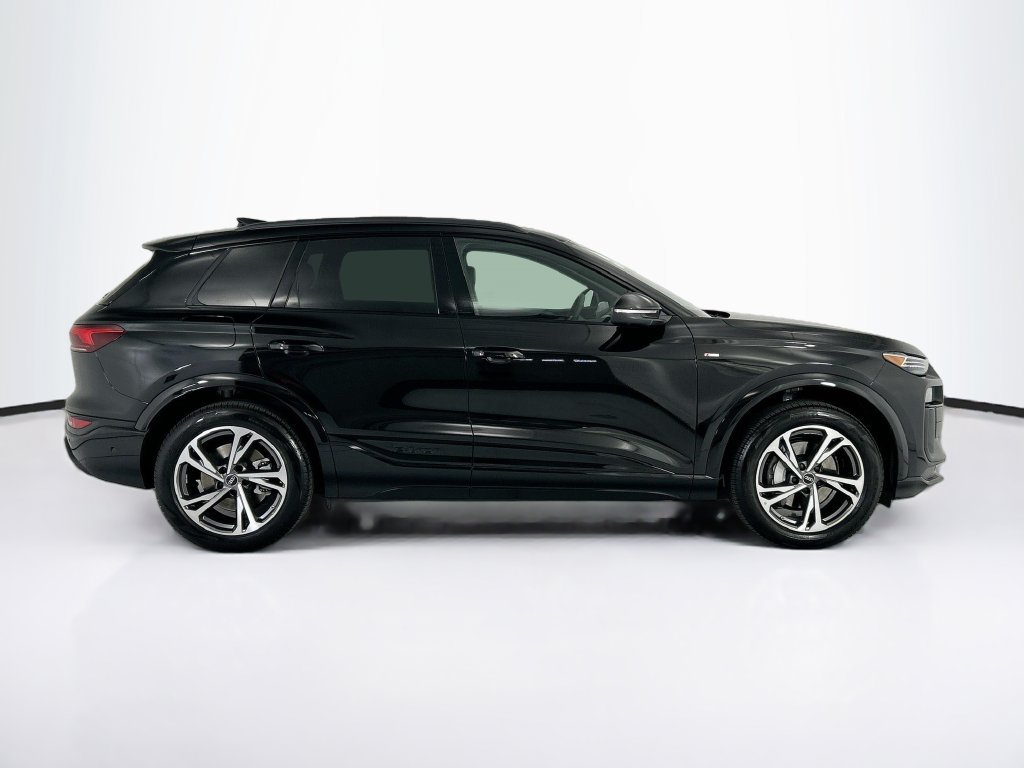 Used 2027 Audi Q6 e-tron Premium Plus AWD/4WD image 5