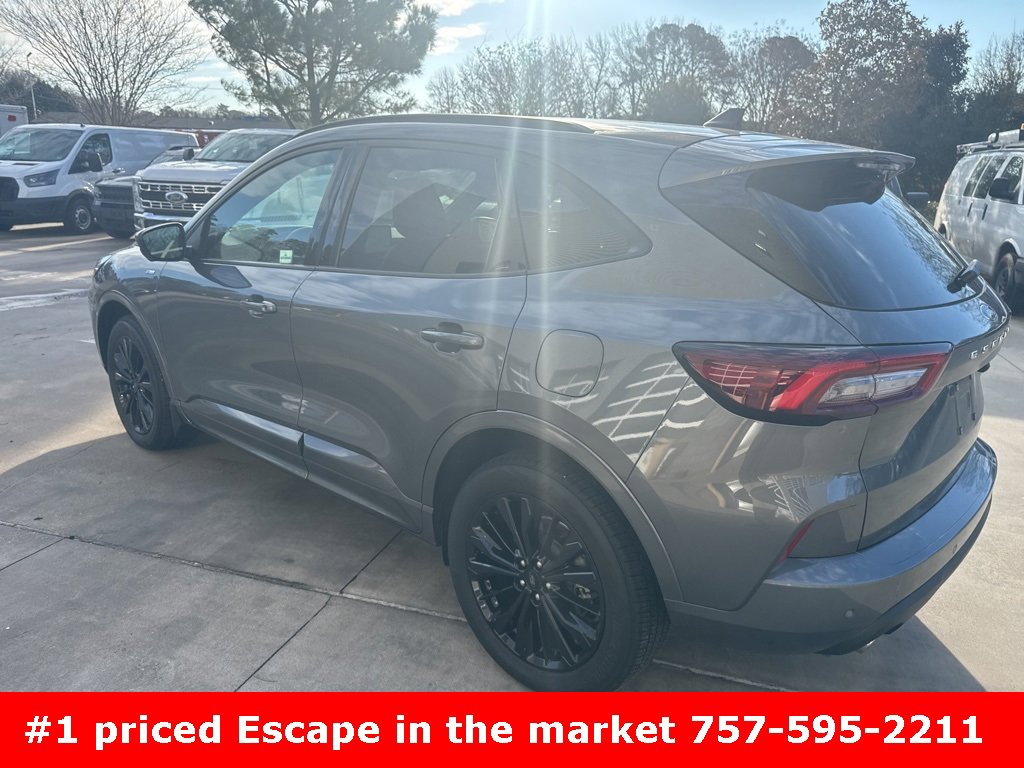 Used 2023 Ford Escape ST-Line Elite image 6