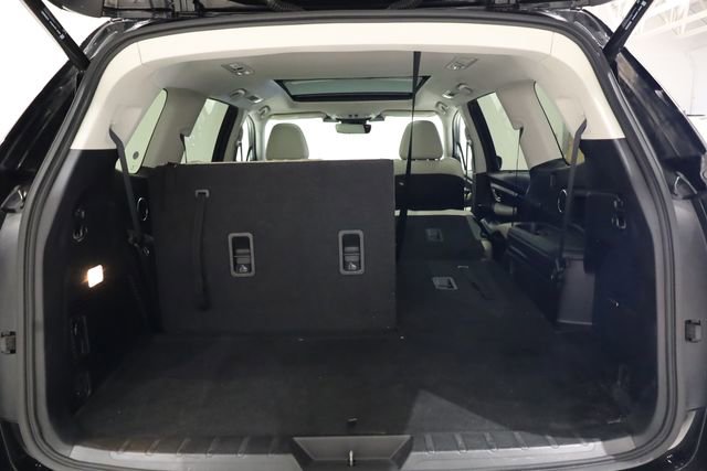 Used 2023 Subaru Ascent Limited w/ Technology Package image 34