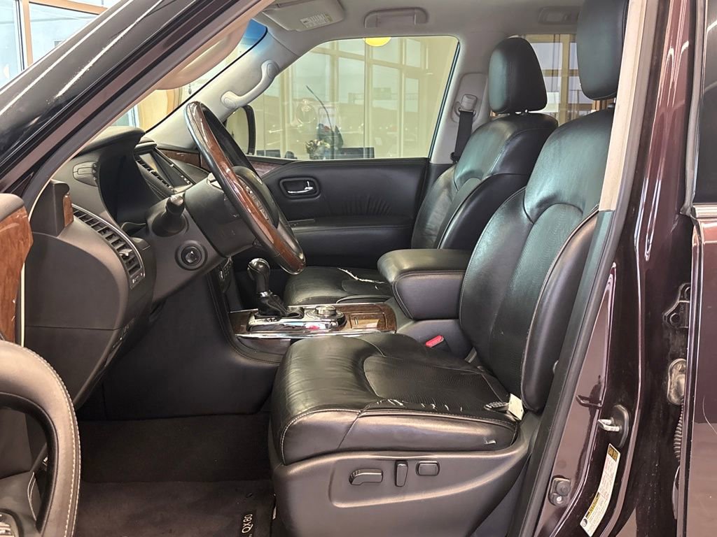 Used 2016 INFINITI QX80 4WD w/ Driver's Assistance Package image 10