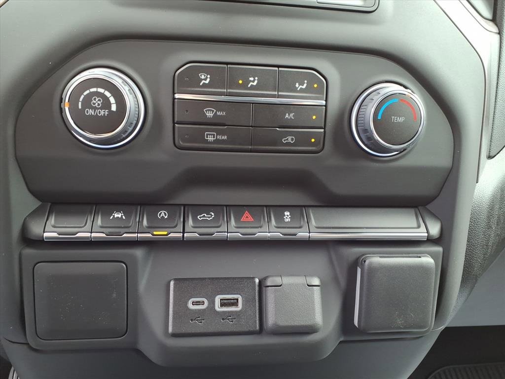 Used 2026 Chevrolet Silverado 1500 Custom image 11