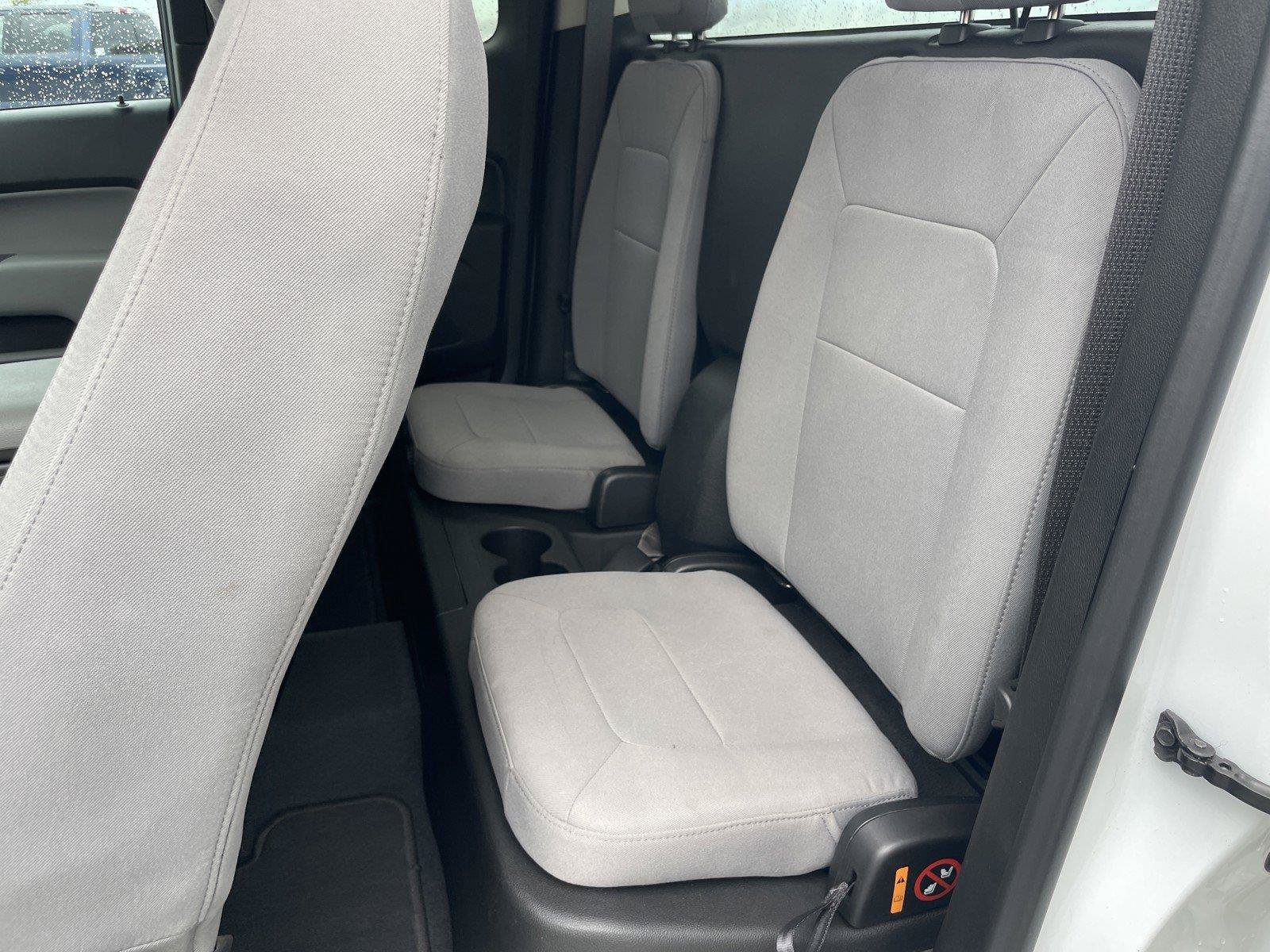 Used 2022 Chevrolet Colorado W/T RWD image 23