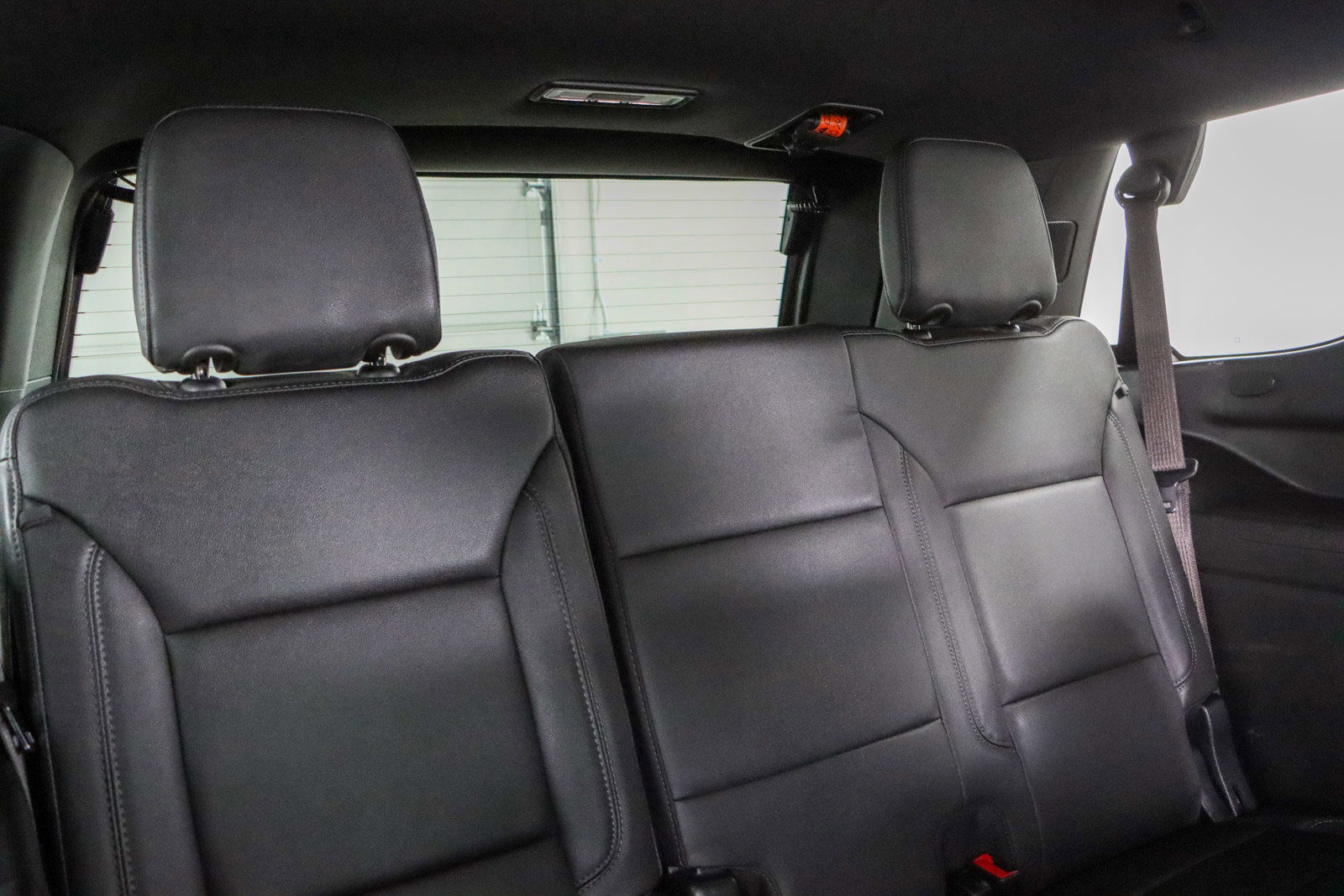 Used 2023 Chevrolet Tahoe Z71 w/ Luxury Package image 33