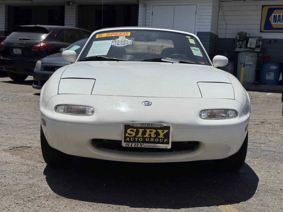 Used 1993 MAZDA MX-5 Miata RWD image 6