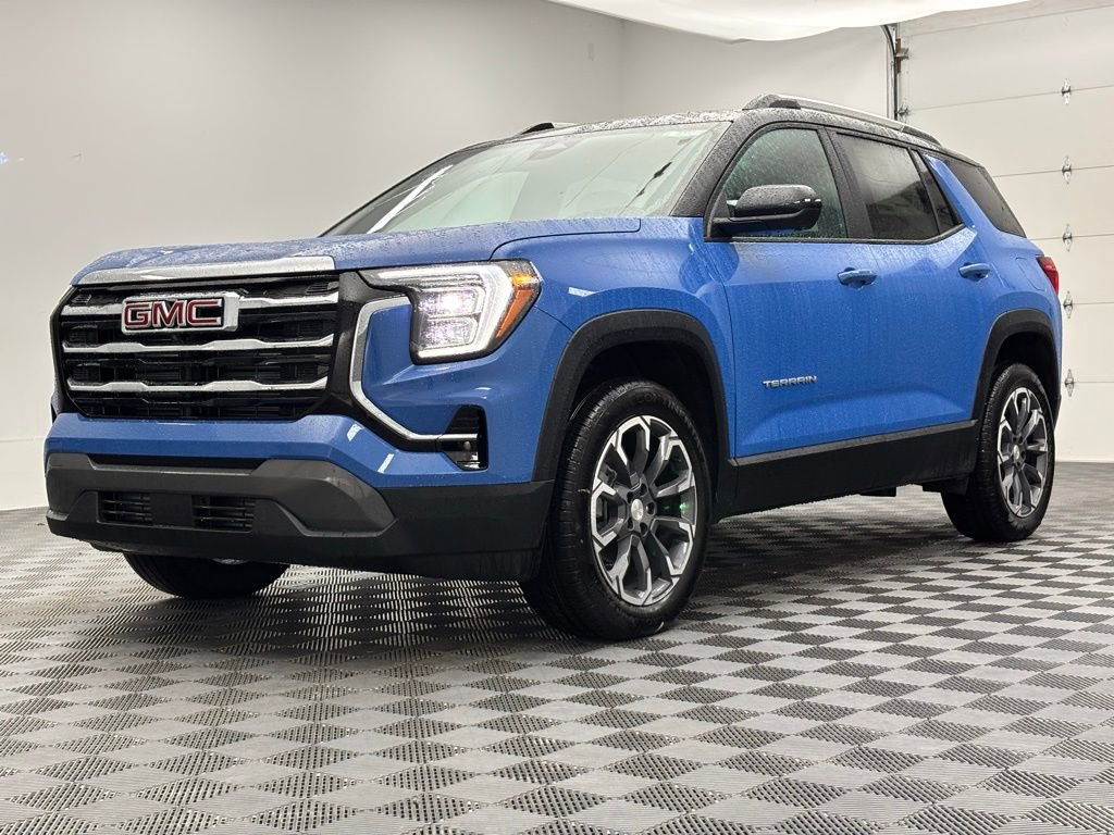 New 2026 GMC Terrain Elevation w/ Elevation Premium Package image 2