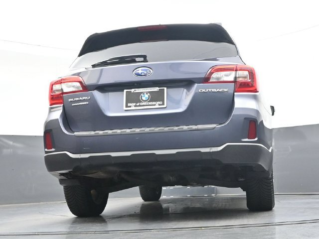 Used 2016 Subaru Outback 2.5i Limited AWD/4WD image 33