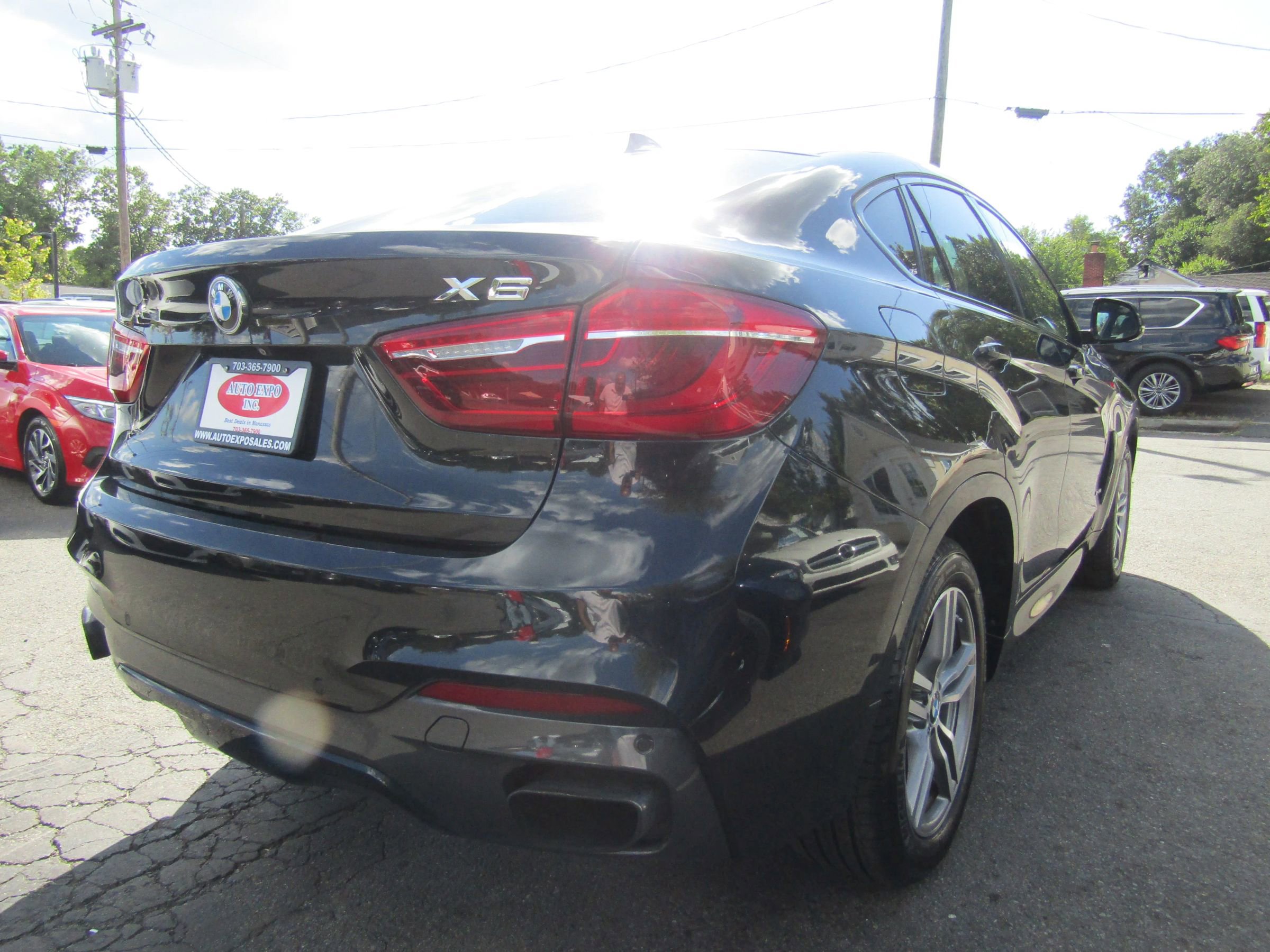 Used 2017 BMW X6 xDrive50i image 7