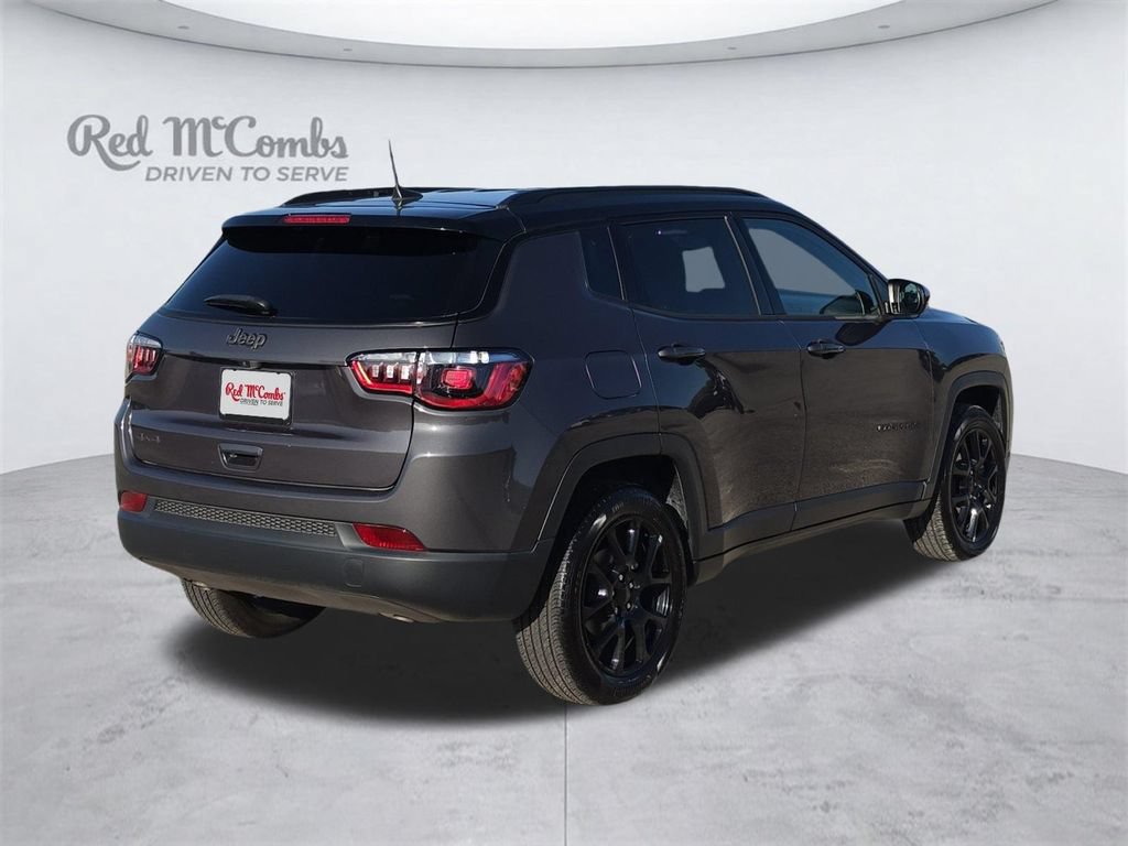 Used 2024 Jeep Compass Latitude w/ Altitude Special Edition AWD/4WD image 7