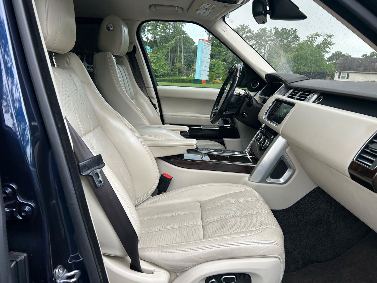 Used 2015 Land Rover Range Rover Long Wheelbase Supercharged AWD/4WD image 26
