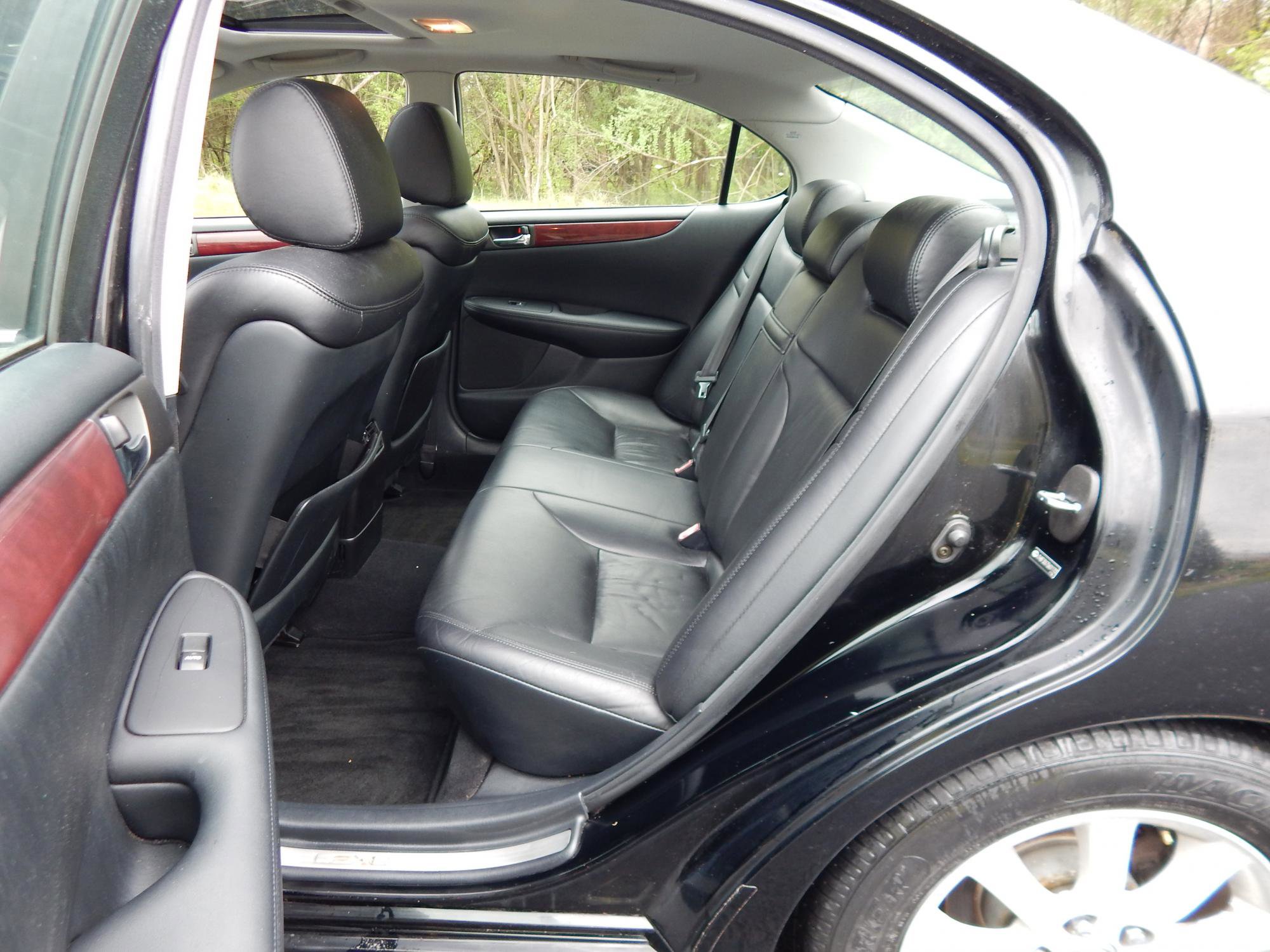 Used 2003 Lexus ES 330 FWD image 13