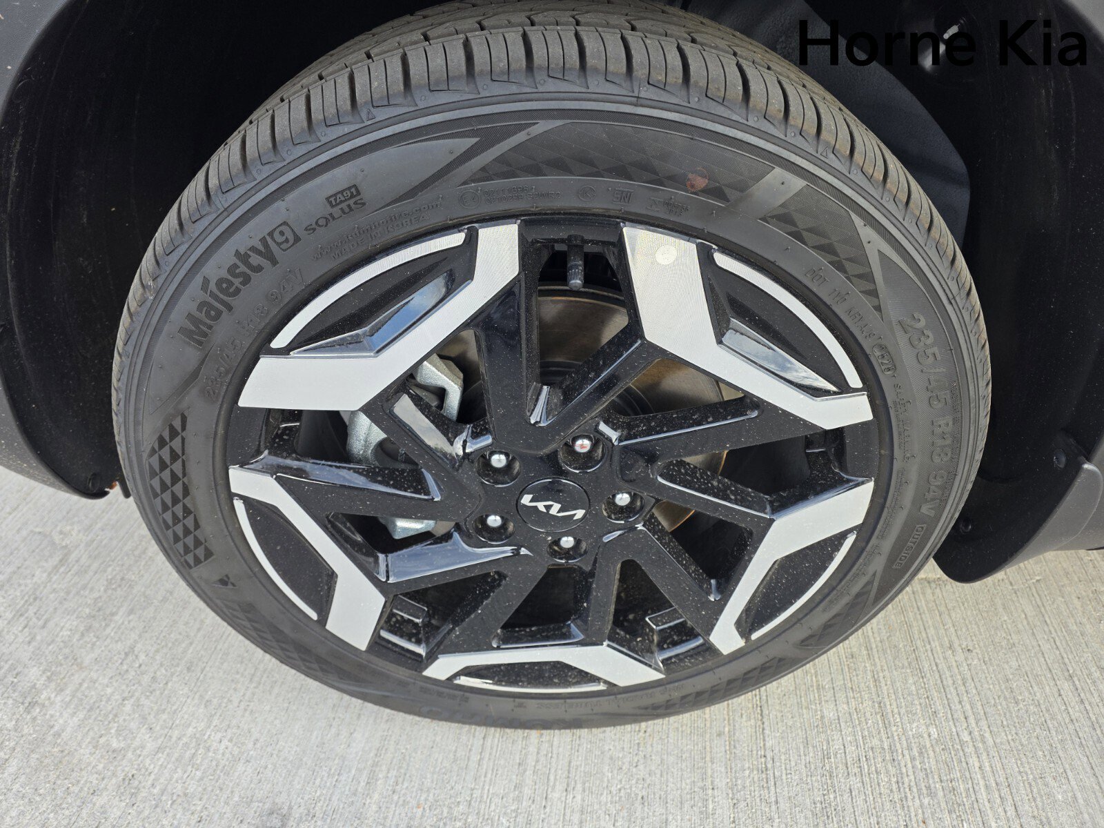 New 2026 Kia Seltos SX image 8