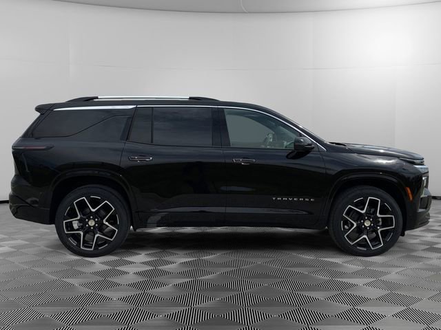 New 2026 Chevrolet Traverse High Country image 2