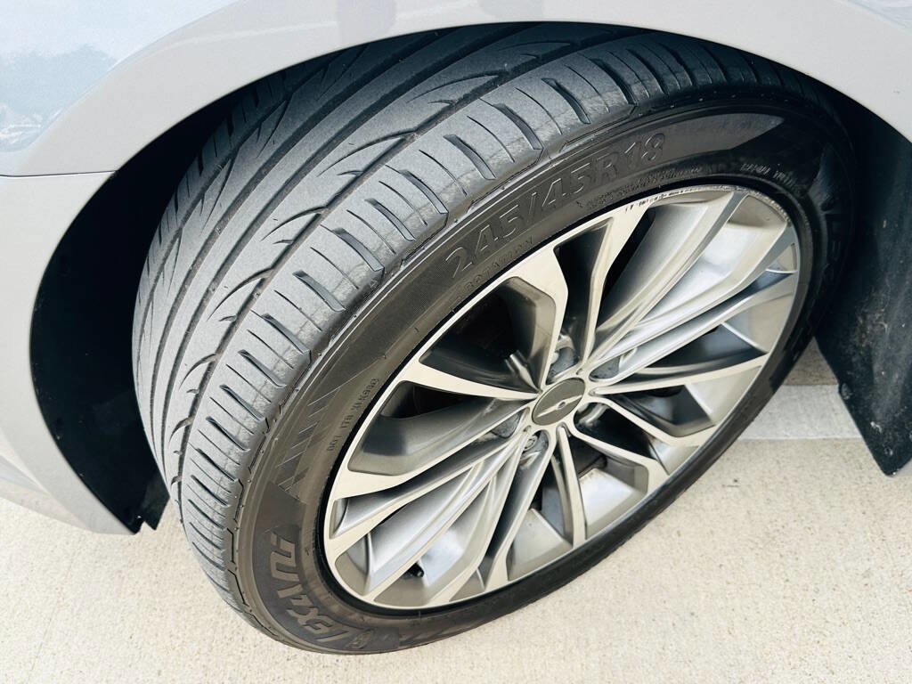 Used 2015 Hyundai Genesis 3.8 w/ Option Group 03 image 32