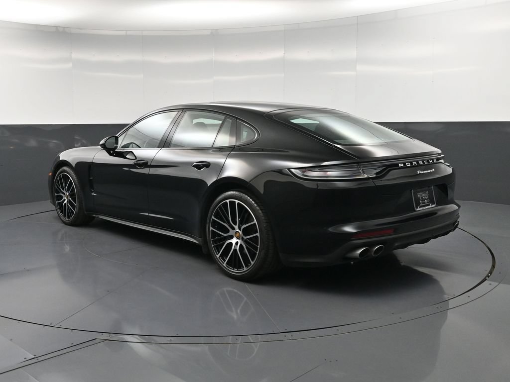 Certified 2023 Porsche Panamera 4 Platinum Edition AWD/4WD image 3